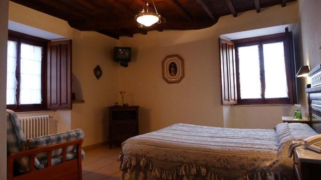 Pazo De Terrafeita Trabada Ruang foto